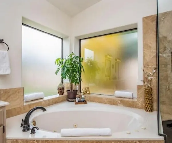 Beautiful Scottsdale Escape Heated Pool, Spa, & Putting * Phoenix