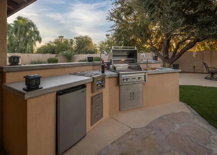 Beautiful Scottsdale Escape Heated Pool, Spa, & Putting Phoenix